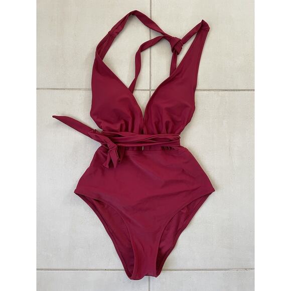 Cupshe Swim One Piece Swimsuit Halter Strappy Cranberrry - Picture 1 of 9